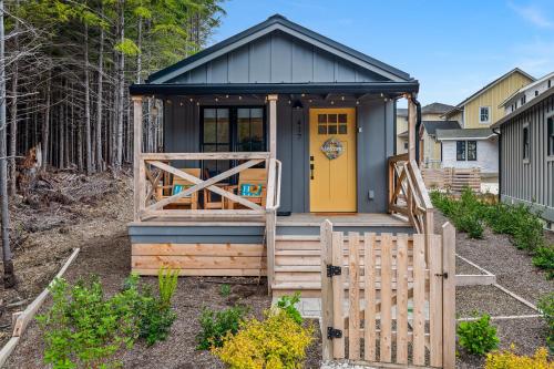 Hammerbarn by Seabrook Hospitality in Huntington Beach, United States