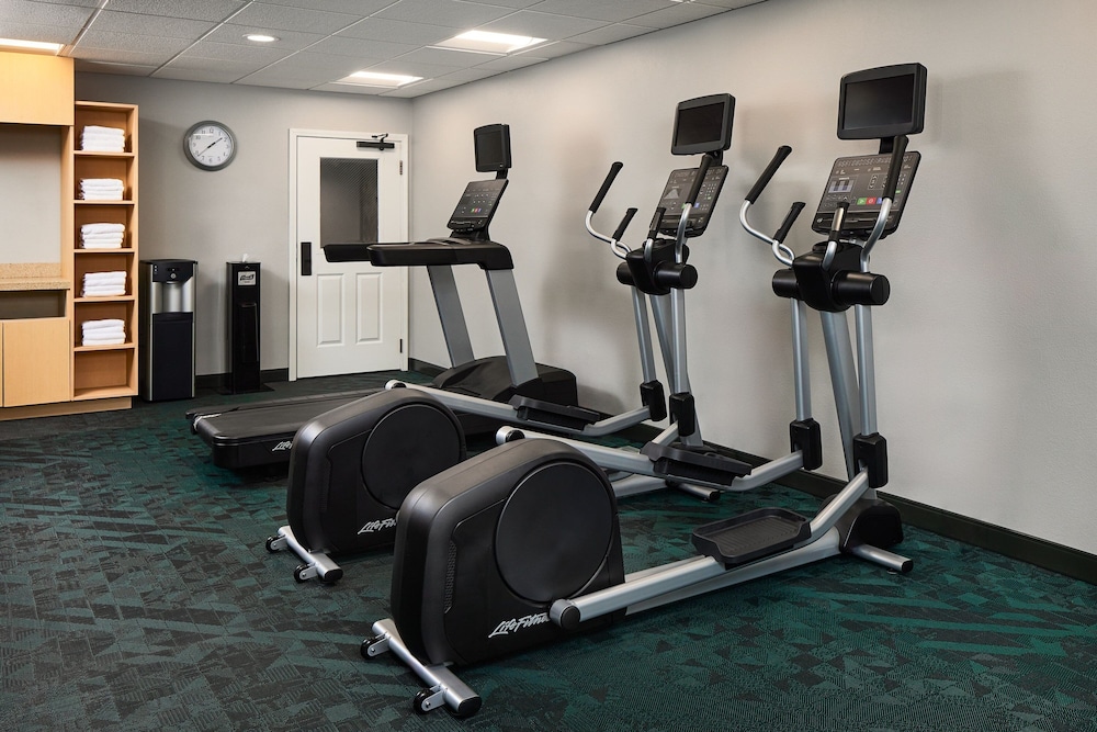 TownePlace Suites Colorado Springs South - photo 38