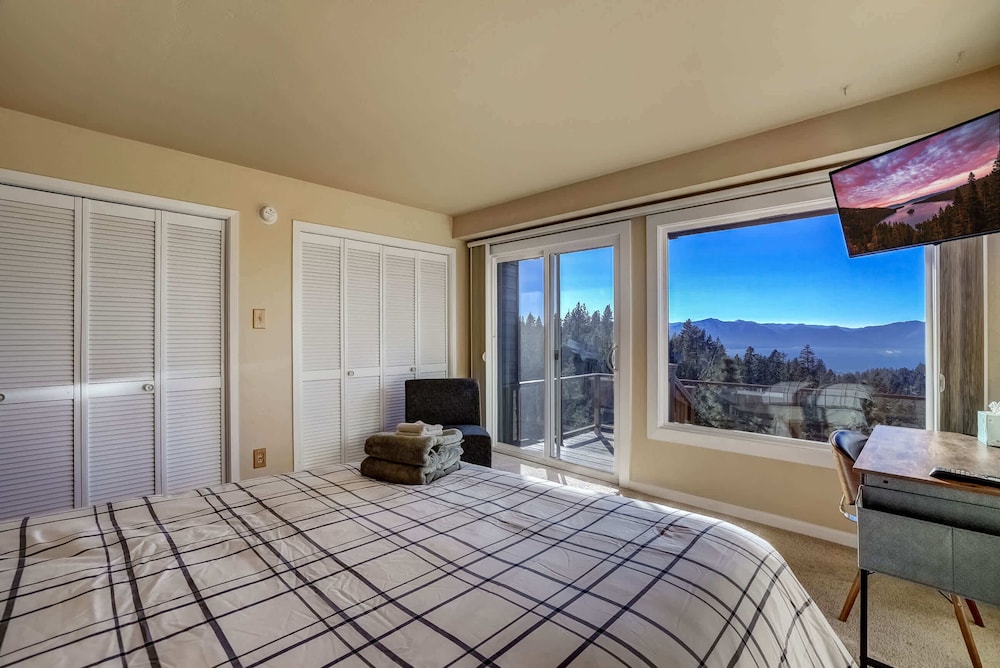 Scenic Escape Best Views of Lake Tahoe - photo 3