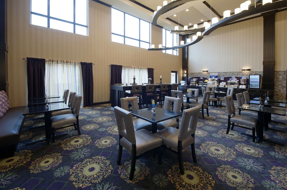 Holiday Inn Express Hotel & Suites Clearfield by IHG - photo 15