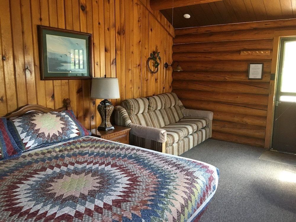 Branding Iron Inn - photo 21