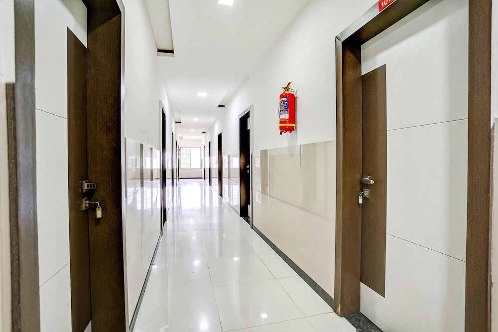 Fabexpress Sai Lodging — Nashik — photo 4