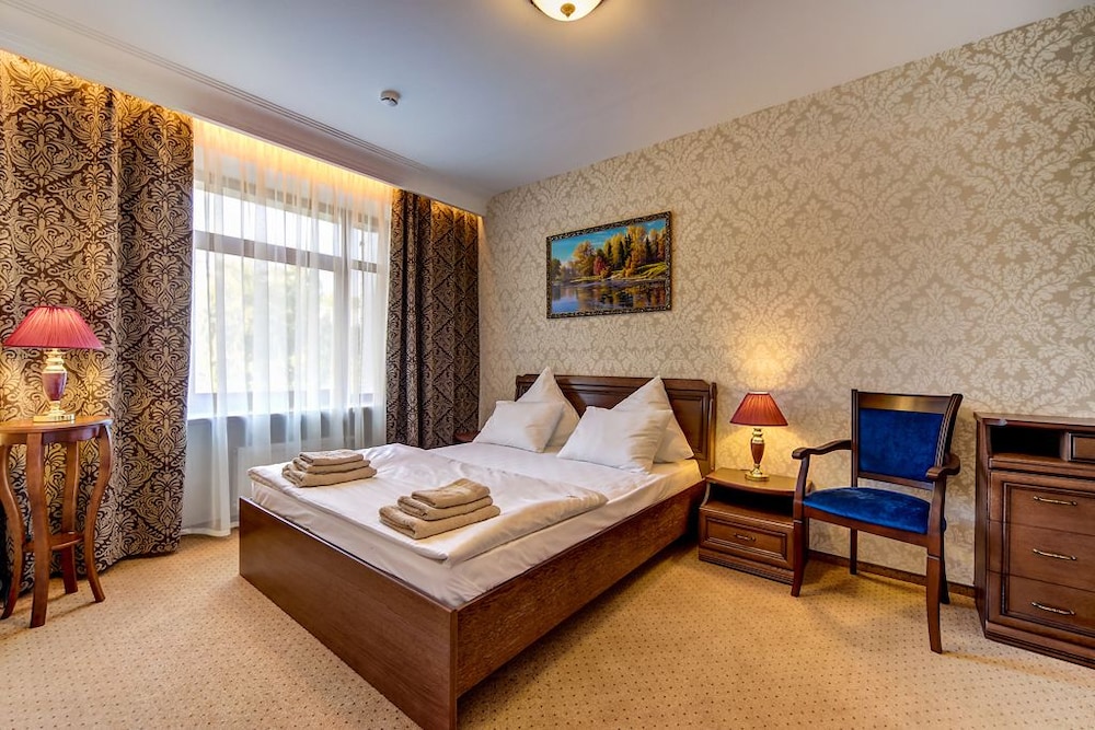 Shouyuan Hotel — 4-Star Luxury Hotel in Saint Petersburg, Russia