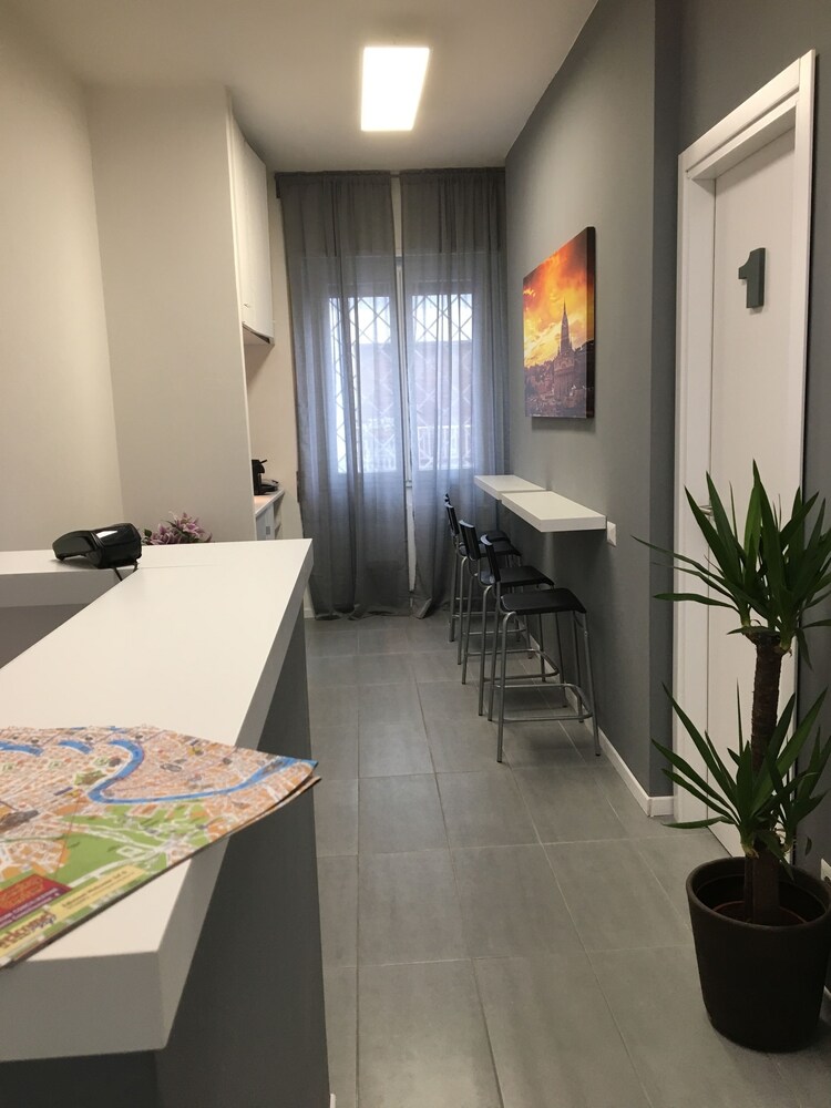 Vatican Central Suites — Rome — photo 4