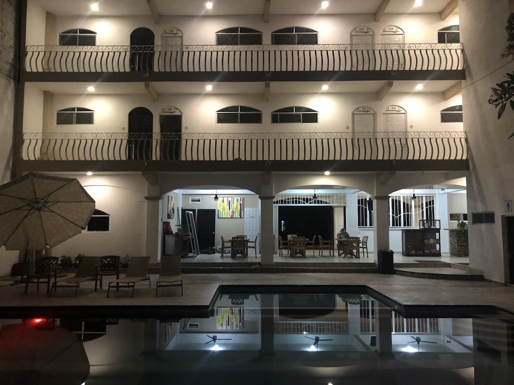 Hotel Maro in Santa Maria Huatulco, Mexico