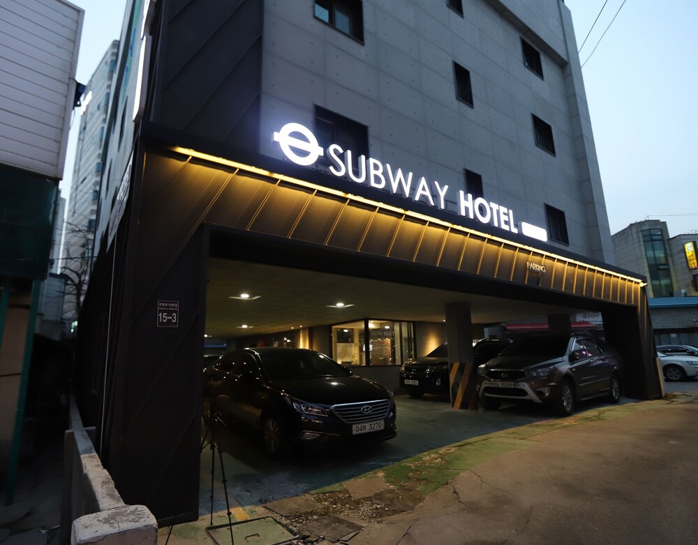 Subway Hotel - carbon neutral hotel in Incheon