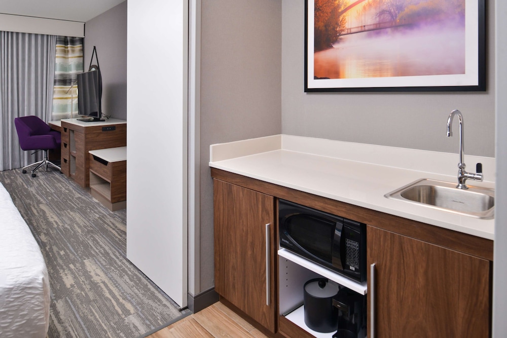 Hampton Inn & Suites Boise Spectrum - photo 74