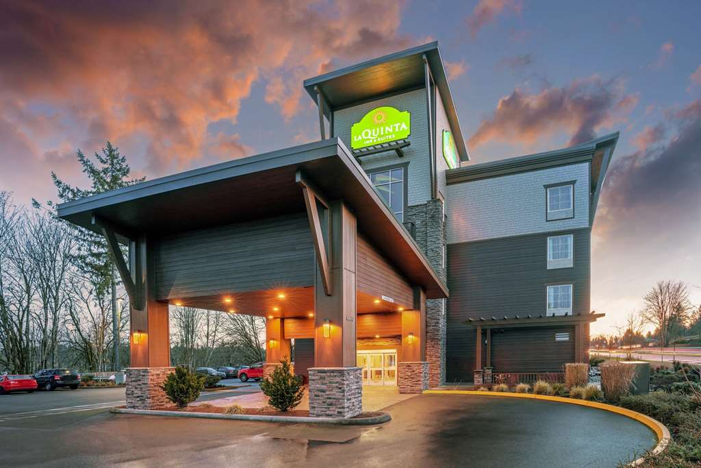 La Quinta Inn & Suites by Wyndham Tumwater Olympia - photo 6