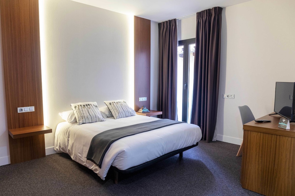 Toral Hotel in Leon, Spain