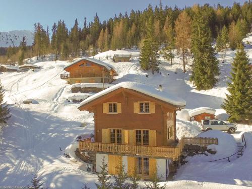 Chalet les Bubus — 4-Star Luxury Hotel in Riddes, Switzerland