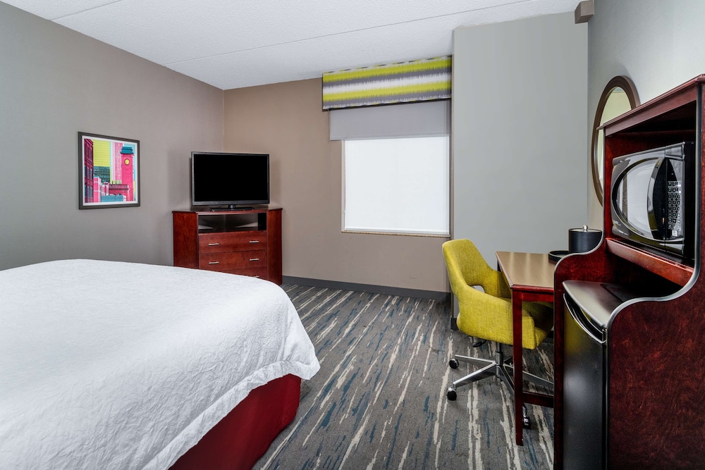 Hampton Inn Suites Minneapolis St Paul Arpt Mall of America - photo 18