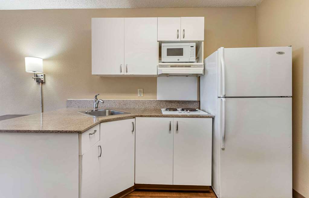 Extended Stay America Suites Richmond Hilltop Mall - photo 11
