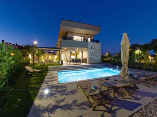 Villa in Marcana with Pool near Brijuni Park — 4-Star Luxury Hotel in Marcana, Croatia