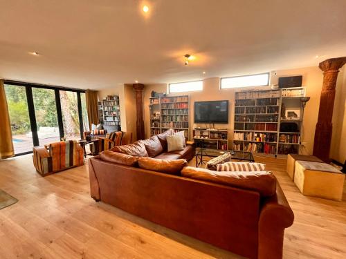 Pet Friendly Home Near Beach