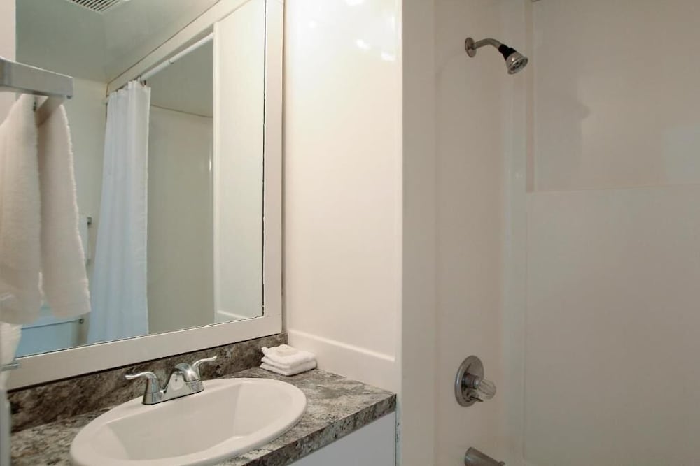 Topsider Resort - photo 12