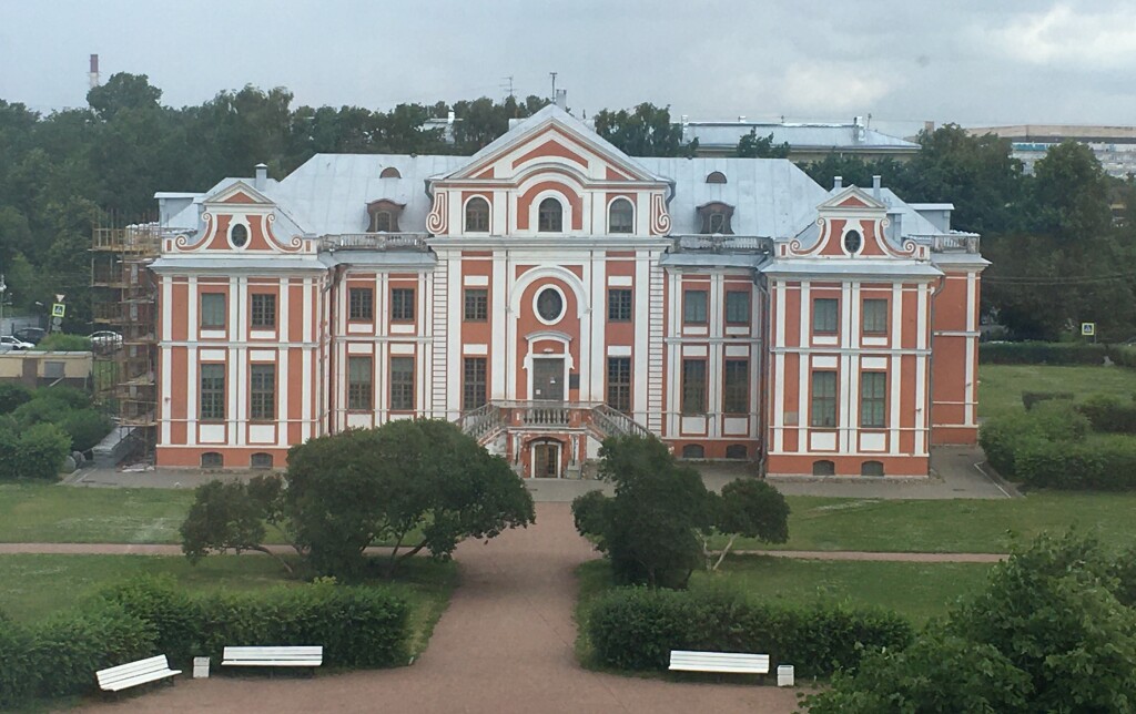 Tavricheskiy Hotel — 4-Star Luxury Hotel in Saint Petersburg, Russia