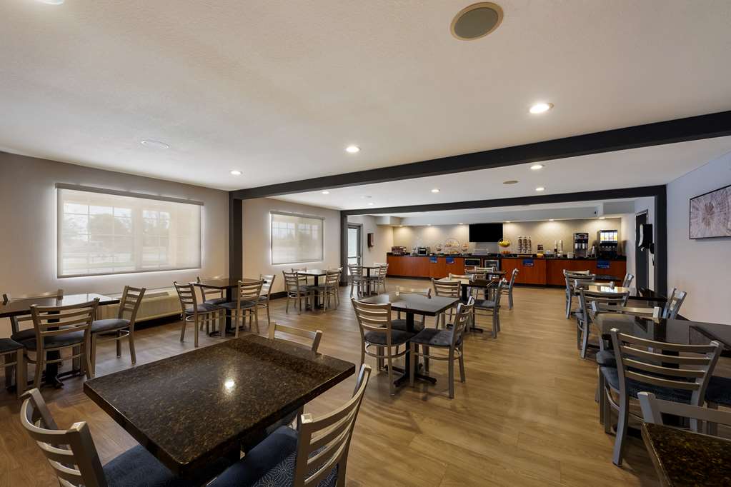 Best Western Inn & Suites Lemoore - photo 8