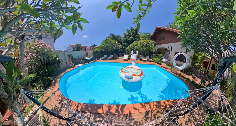 Namphung Phuket — 4-Star Luxury Hotel in Rawai, Thailand