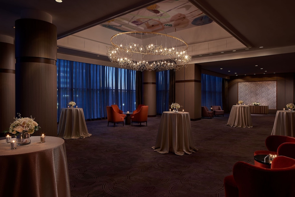 The Opus Westchester Autograph Collection - photo 36