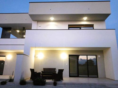 Three Diamonds Residence — Dunajska Streda — photo 3
