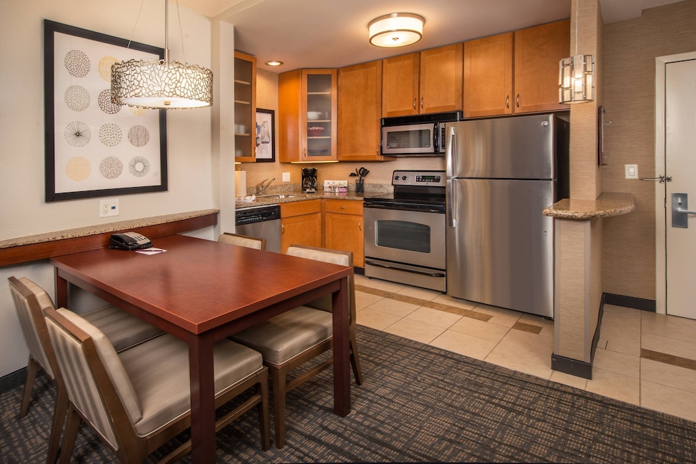 Residence Inn by Marriott Dulles Airport At Dulles 28 Centre - photo 10