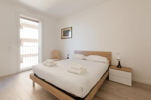 GuestHost Milano Affori Balcony Apartment — 4-Star Luxury Hotel in Milan, Italy