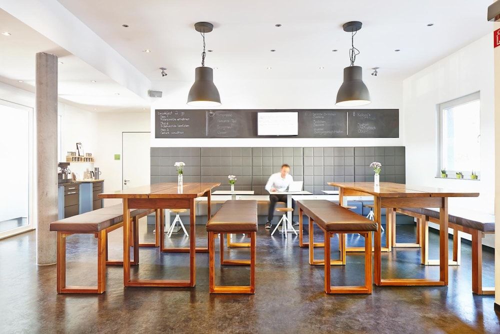 A2 Hotels Plochingen — hotel in Plochingen