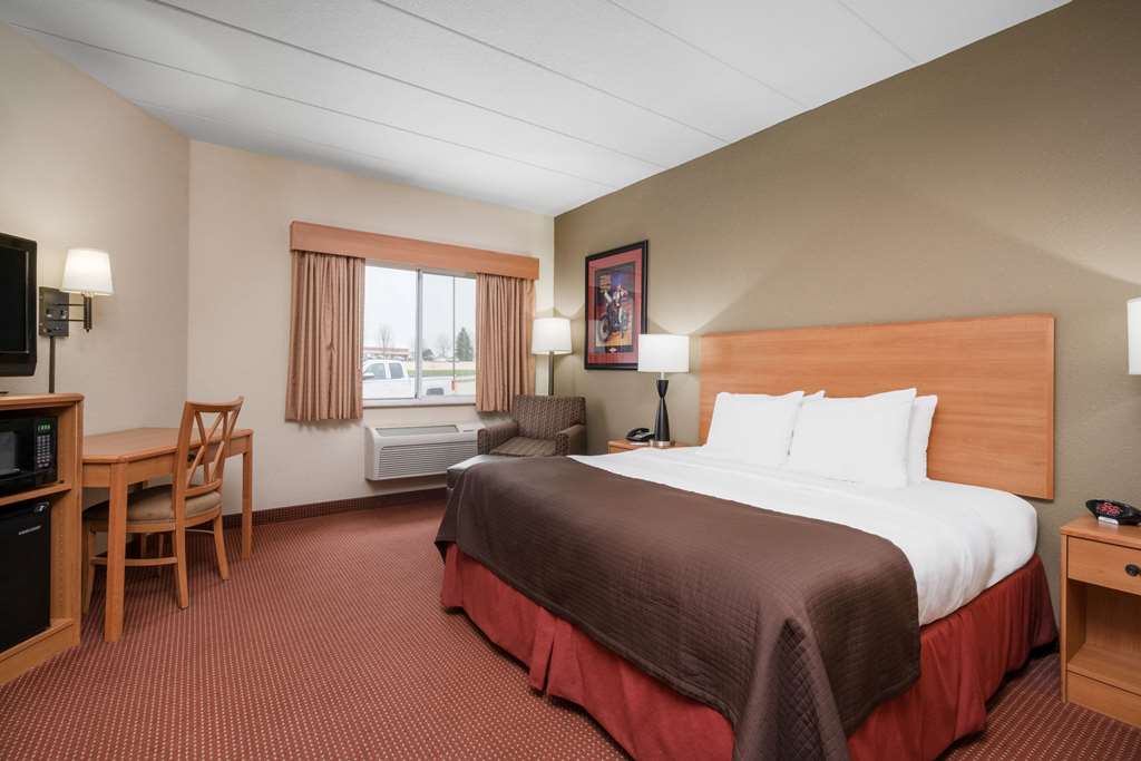 AmericInn by Wyndham Anamosa - photo 9