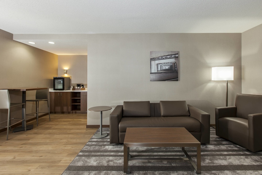 AC Hotels by Marriott Chicago Downtown - photo 8