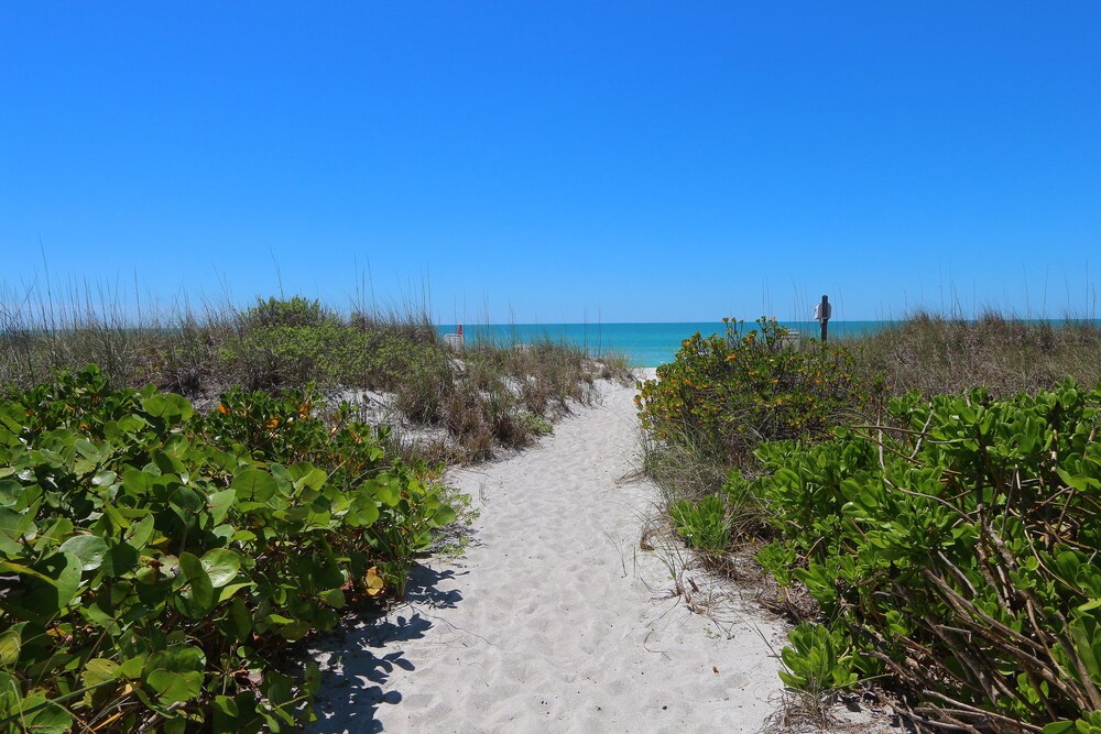 The Beach on Longboat Key by RVA - photo 98