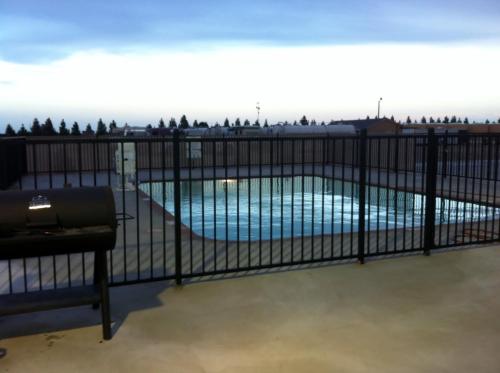 Southern Inn and Suites Kermit - photo 10
