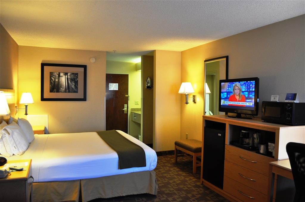 SureStay Plus Hotel by Best Western Roanoke Rapids I 95 - photo 11