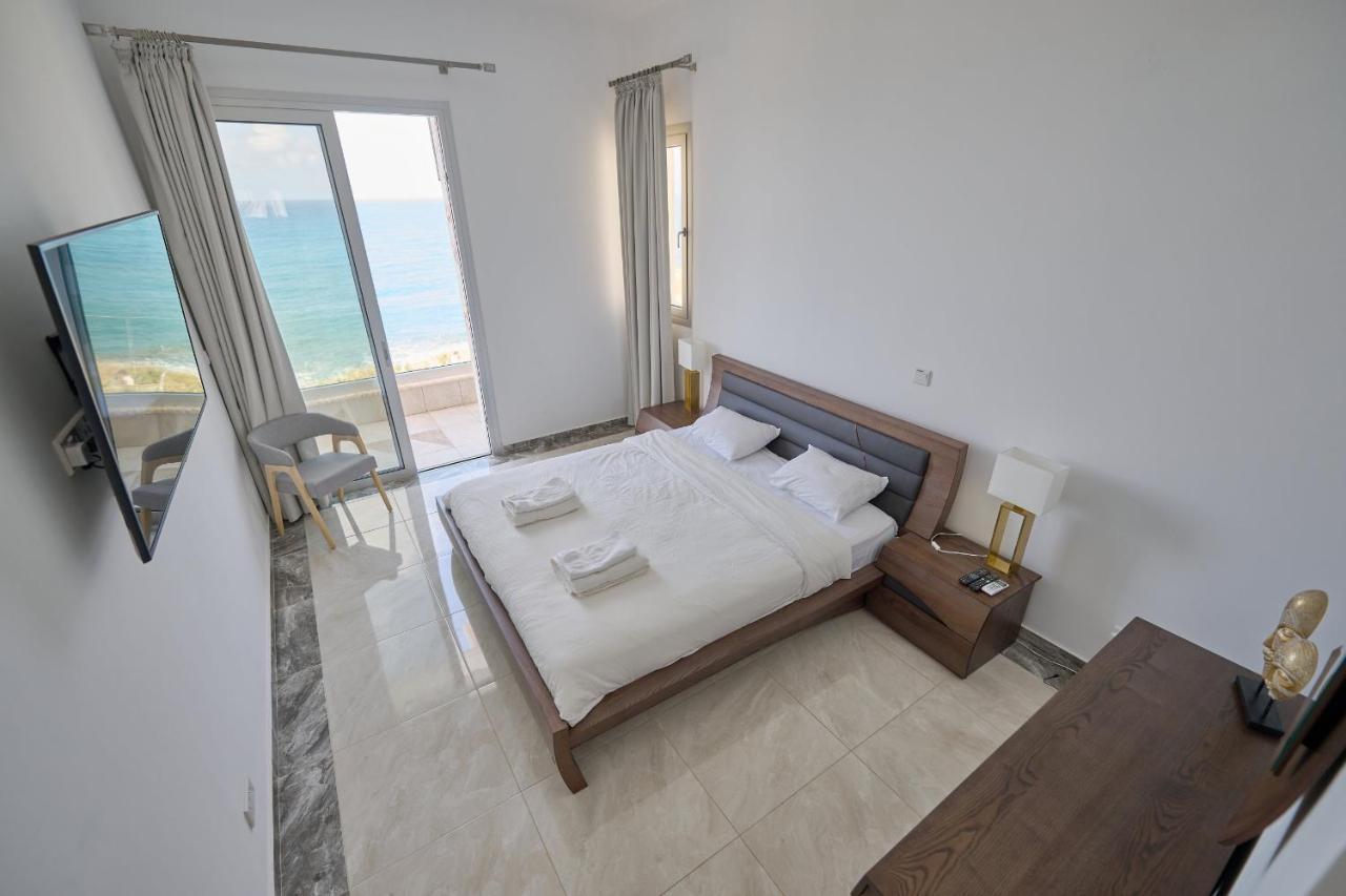Olymp Luxury Villa D Luxury Escape with Direct Beach Access and Unique Sunsets