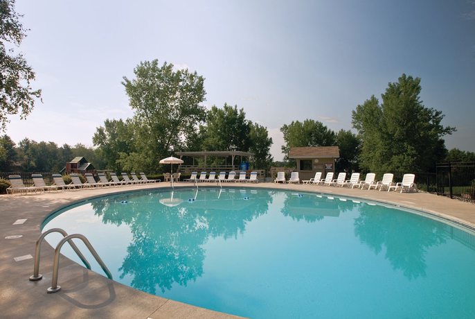 Dells Retreat At Tamarack & Mirror Lake Resort - photo 13