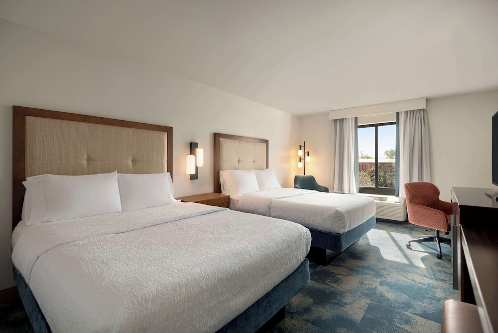 Hampton Inn & Suites San Marcos - photo 6