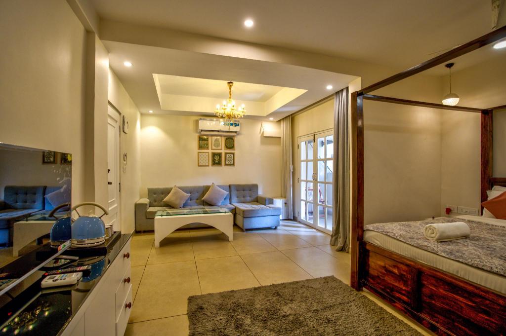 Pajaros Blu in Calangute, India