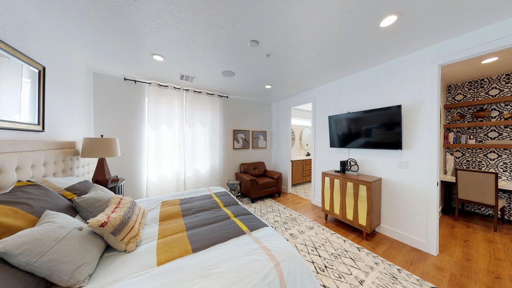 Town Center Resort - photo 151