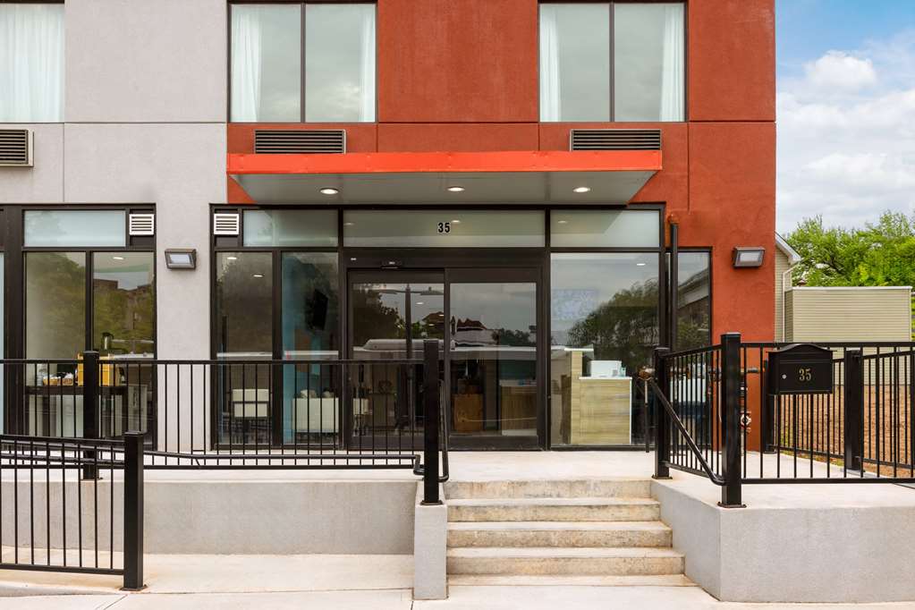 Days Inn by Wyndham Staten Island - photo 3