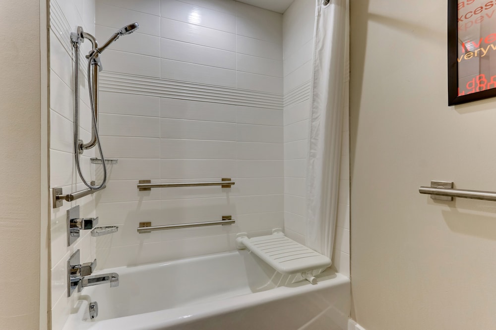 TownePlace Suites by Marriott Houston Northwest Beltway 8 - photo 34