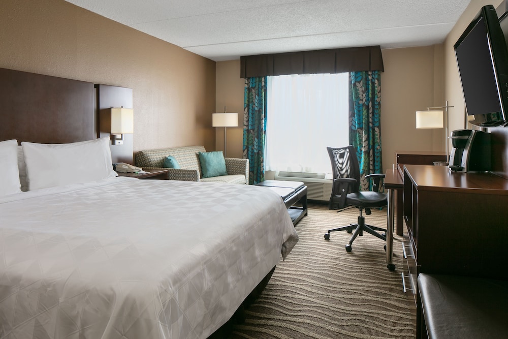 Holiday Inn & Suites Overland Park West by IHG - photo 11