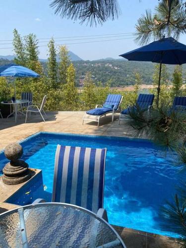 Casa Vallesana en el Coporito — 4-Star Luxury Hotel in Valle De Bravo, Mexico