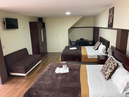 Hotel Casa Santa Lucía — Banos — photo 4