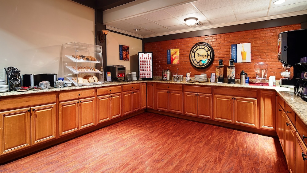 SureStay Plus Hotel by Best Western Lehigh Valley - photo 24