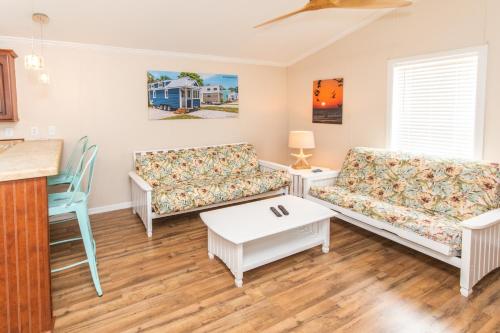 Tiny House Siesta - photo 245