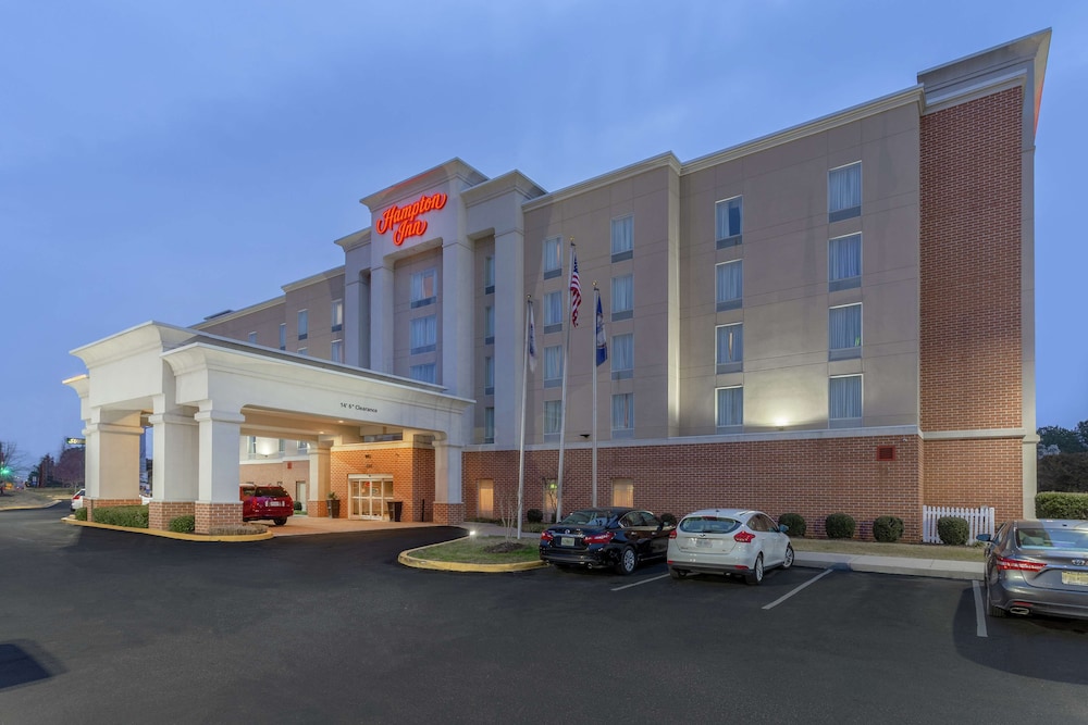 Hampton Inn Richmond South - photo 3