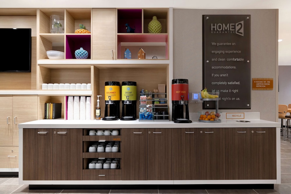 Home2 Suites by Hilton Redding - photo 4