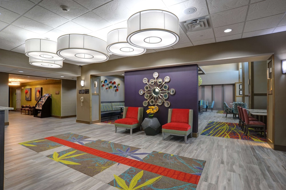 Hampton Inn & Suites Ardmore - photo 2