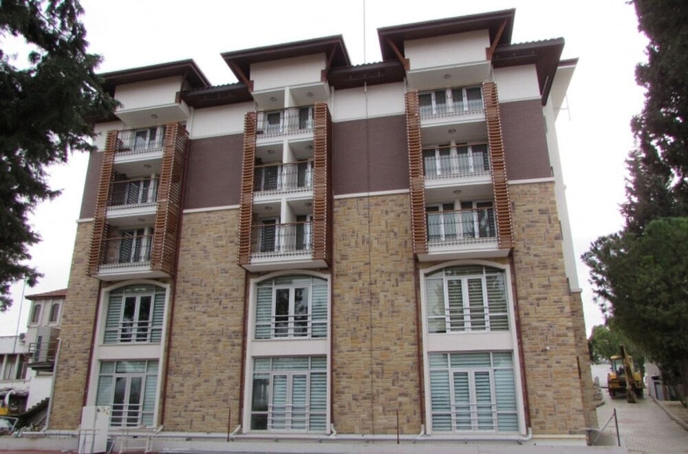 Guntur Park Otel — Pamukkale