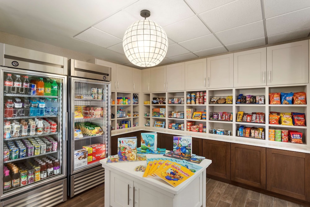 Homewood Suites by Hilton Fargo - photo 36