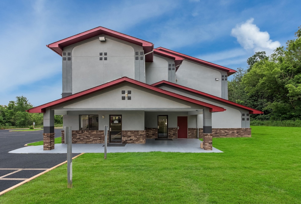 Red Roof Inn Mansfield — Mansfield